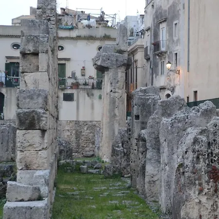 A 2 Passi Dal Tempio * Syrakus